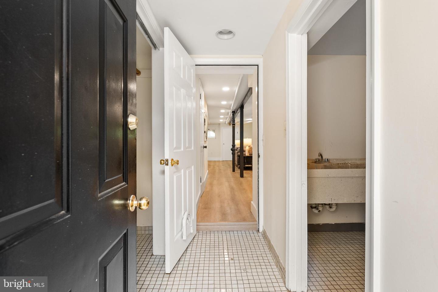 2210 38TH ST NW, WASHINGTON, District Of Columbia 20007, 3 Bedrooms Bedrooms, ,2 BathroomsBathrooms,Residential,For sale,2210 38TH ST NW,DCDC2200726 MLS # DCDC2200726