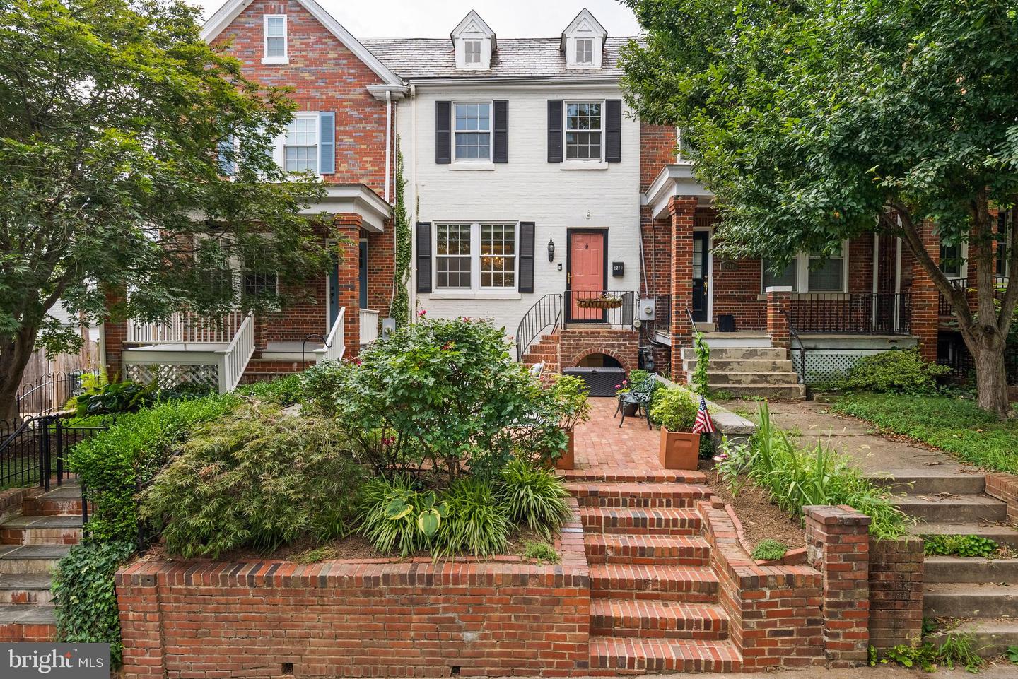 2210 38TH ST NW, WASHINGTON, District Of Columbia 20007, 3 Bedrooms Bedrooms, ,2 BathroomsBathrooms,Residential,For sale,2210 38TH ST NW,DCDC2200726 MLS # DCDC2200726
