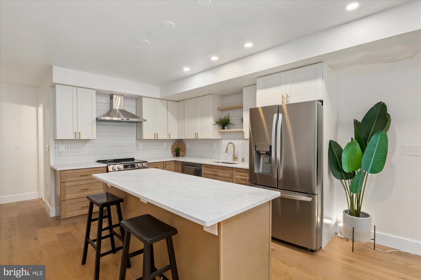 318 WEBSTER ST NW #2, WASHINGTON, District Of Columbia 20011, 2 Bedrooms Bedrooms, ,2 BathroomsBathrooms,Residential,For sale,318 WEBSTER ST NW #2,DCDC2204244 MLS # DCDC2204244