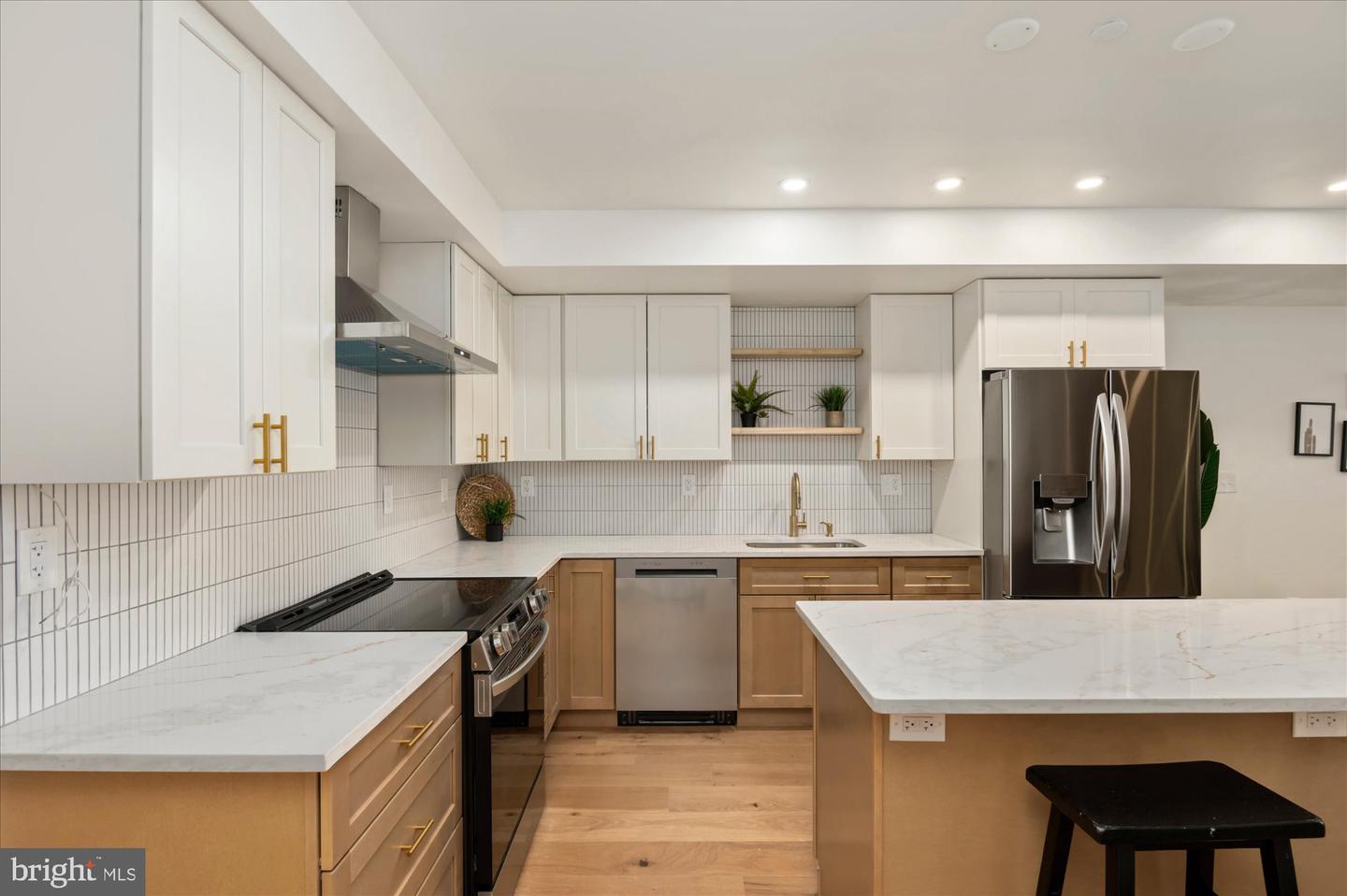 318 WEBSTER ST NW #2, WASHINGTON, District Of Columbia 20011, 2 Bedrooms Bedrooms, ,2 BathroomsBathrooms,Residential,For sale,318 WEBSTER ST NW #2,DCDC2204244 MLS # DCDC2204244