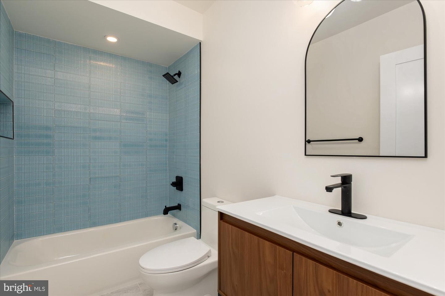 318 WEBSTER ST NW #2, WASHINGTON, District Of Columbia 20011, 2 Bedrooms Bedrooms, ,2 BathroomsBathrooms,Residential,For sale,318 WEBSTER ST NW #2,DCDC2204244 MLS # DCDC2204244