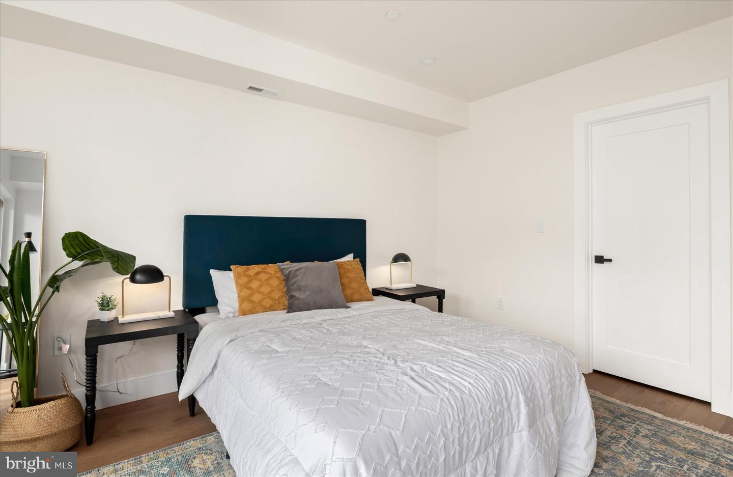 318 WEBSTER ST NW #2, WASHINGTON, District Of Columbia 20011, 2 Bedrooms Bedrooms, ,2 BathroomsBathrooms,Residential,For sale,318 WEBSTER ST NW #2,DCDC2204244 MLS # DCDC2204244