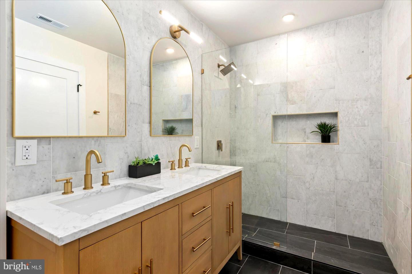 318 WEBSTER ST NW #2, WASHINGTON, District Of Columbia 20011, 2 Bedrooms Bedrooms, ,2 BathroomsBathrooms,Residential,For sale,318 WEBSTER ST NW #2,DCDC2204244 MLS # DCDC2204244