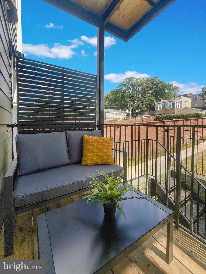 318 WEBSTER ST NW #2, WASHINGTON, District Of Columbia 20011, 2 Bedrooms Bedrooms, ,2 BathroomsBathrooms,Residential,For sale,318 WEBSTER ST NW #2,DCDC2204244 MLS # DCDC2204244