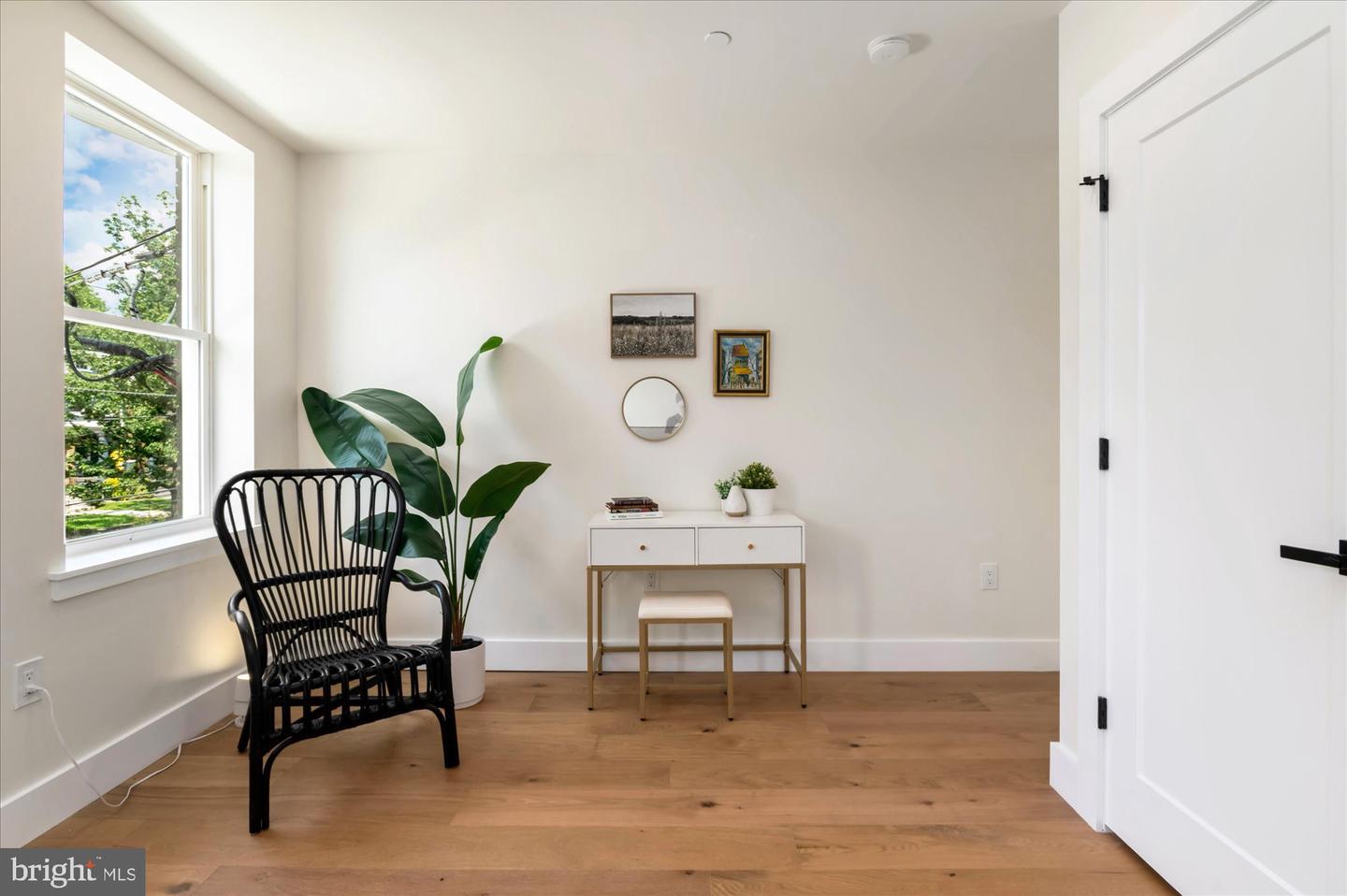 318 WEBSTER ST NW #2, WASHINGTON, District Of Columbia 20011, 2 Bedrooms Bedrooms, ,2 BathroomsBathrooms,Residential,For sale,318 WEBSTER ST NW #2,DCDC2204244 MLS # DCDC2204244