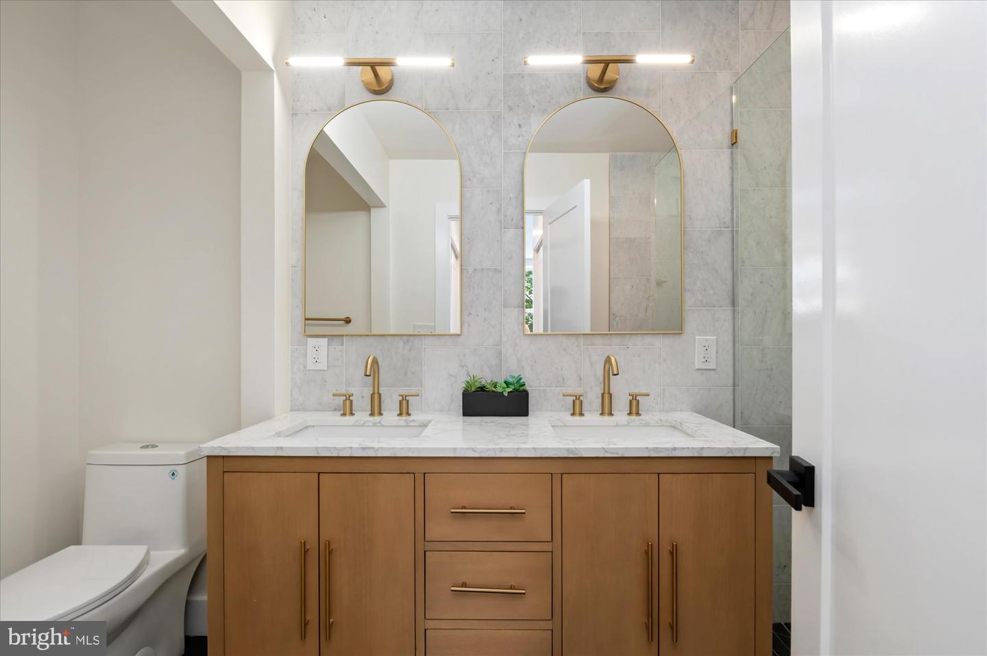 318 WEBSTER ST NW #2, WASHINGTON, District Of Columbia 20011, 2 Bedrooms Bedrooms, ,2 BathroomsBathrooms,Residential,For sale,318 WEBSTER ST NW #2,DCDC2204244 MLS # DCDC2204244