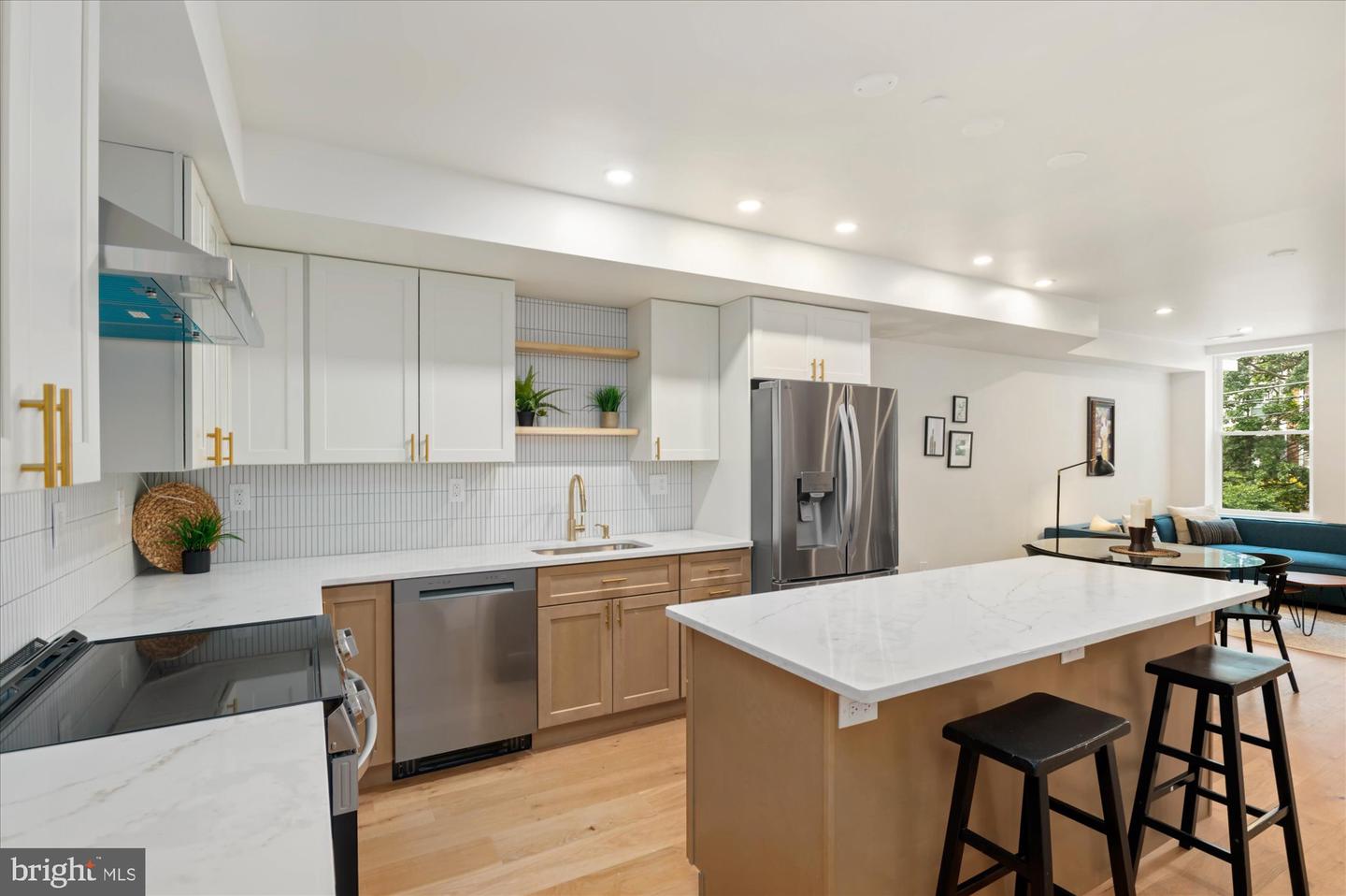 318 WEBSTER ST NW #2, WASHINGTON, District Of Columbia 20011, 2 Bedrooms Bedrooms, ,2 BathroomsBathrooms,Residential,For sale,318 WEBSTER ST NW #2,DCDC2204244 MLS # DCDC2204244