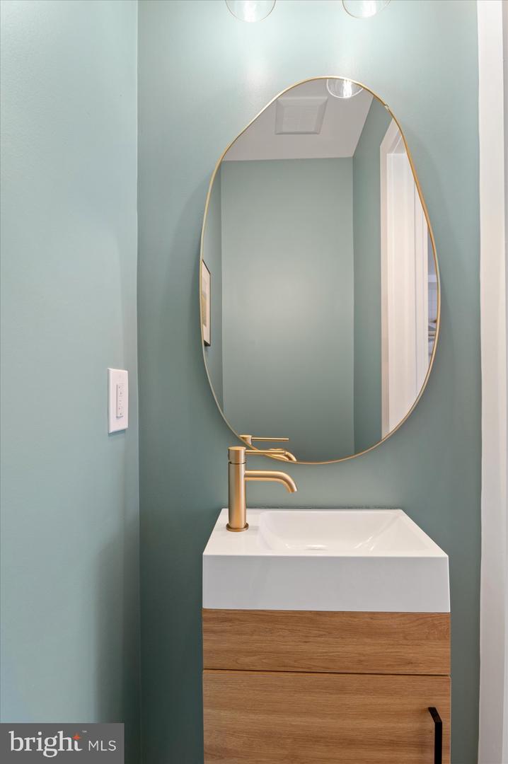 318 WEBSTER ST NW #3, WASHINGTON, District Of Columbia 20011, 3 Bedrooms Bedrooms, ,2 BathroomsBathrooms,Residential,For sale,318 WEBSTER ST NW #3,DCDC2204246 MLS # DCDC2204246