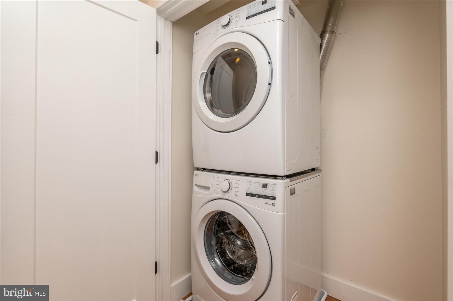 318 WEBSTER ST NW #3, WASHINGTON, District Of Columbia 20011, 3 Bedrooms Bedrooms, ,2 BathroomsBathrooms,Residential,For sale,318 WEBSTER ST NW #3,DCDC2204246 MLS # DCDC2204246