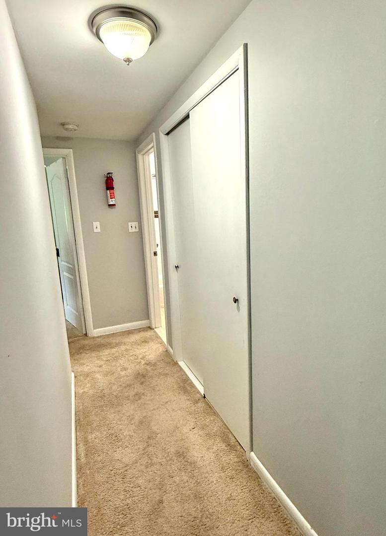1506 S GEORGE MASON DR #22, ARLINGTON, Virginia 22204, 2 Bedrooms Bedrooms, 6 Rooms Rooms,1 BathroomBathrooms,Residential,For sale,1506 S GEORGE MASON DR #22,VAAR2059022 MLS # VAAR2059022
