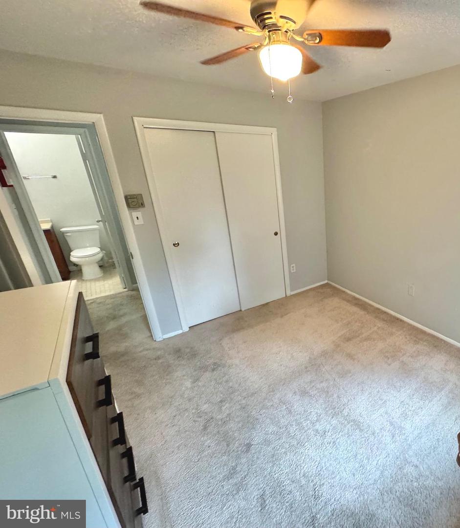 1506 S GEORGE MASON DR #22, ARLINGTON, Virginia 22204, 2 Bedrooms Bedrooms, 6 Rooms Rooms,1 BathroomBathrooms,Residential,For sale,1506 S GEORGE MASON DR #22,VAAR2059022 MLS # VAAR2059022