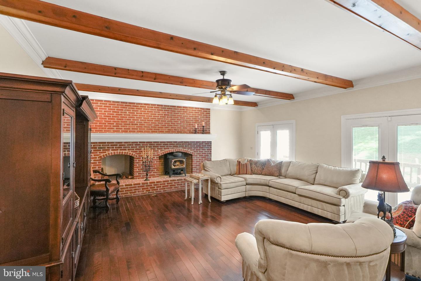 5695 ROBEYS MEADOW LN, FAIRFAX, Virginia 22030, 4 Bedrooms Bedrooms, ,6 BathroomsBathrooms,Residential,For sale,5695 ROBEYS MEADOW LN,VAFX2252464 MLS # VAFX2252464