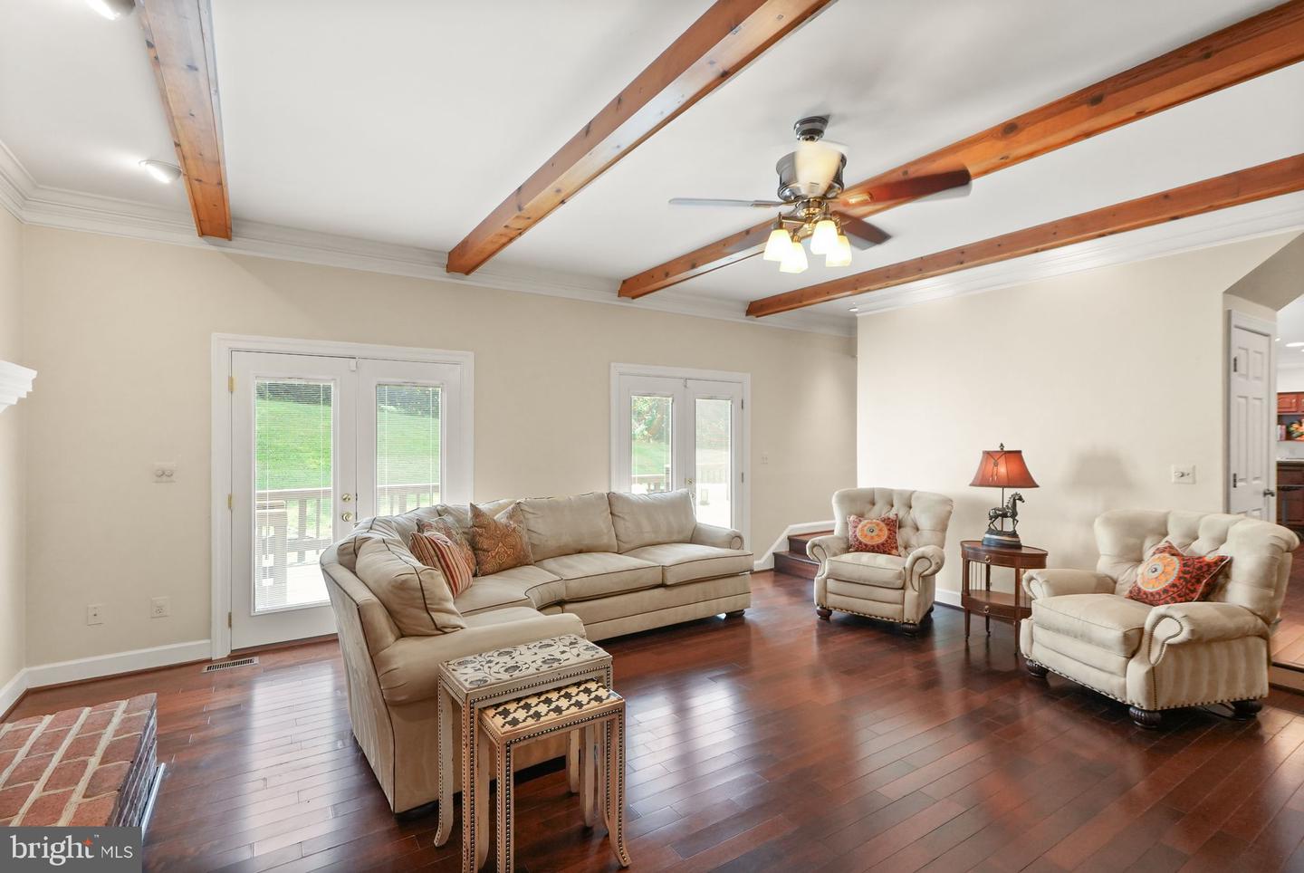 5695 ROBEYS MEADOW LN, FAIRFAX, Virginia 22030, 4 Bedrooms Bedrooms, ,6 BathroomsBathrooms,Residential,For sale,5695 ROBEYS MEADOW LN,VAFX2252464 MLS # VAFX2252464