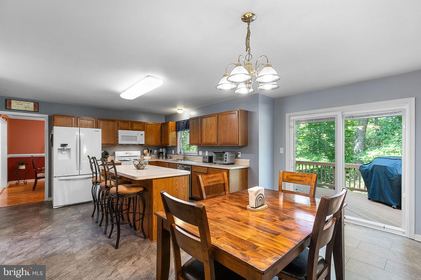 9610 HICKORY HILL DR, FREDERICKSBURG, Virginia 22408, 5 Bedrooms Bedrooms, ,3 BathroomsBathrooms,Residential,For sale,9610 HICKORY HILL DR,VASP2034374 MLS # VASP2034374