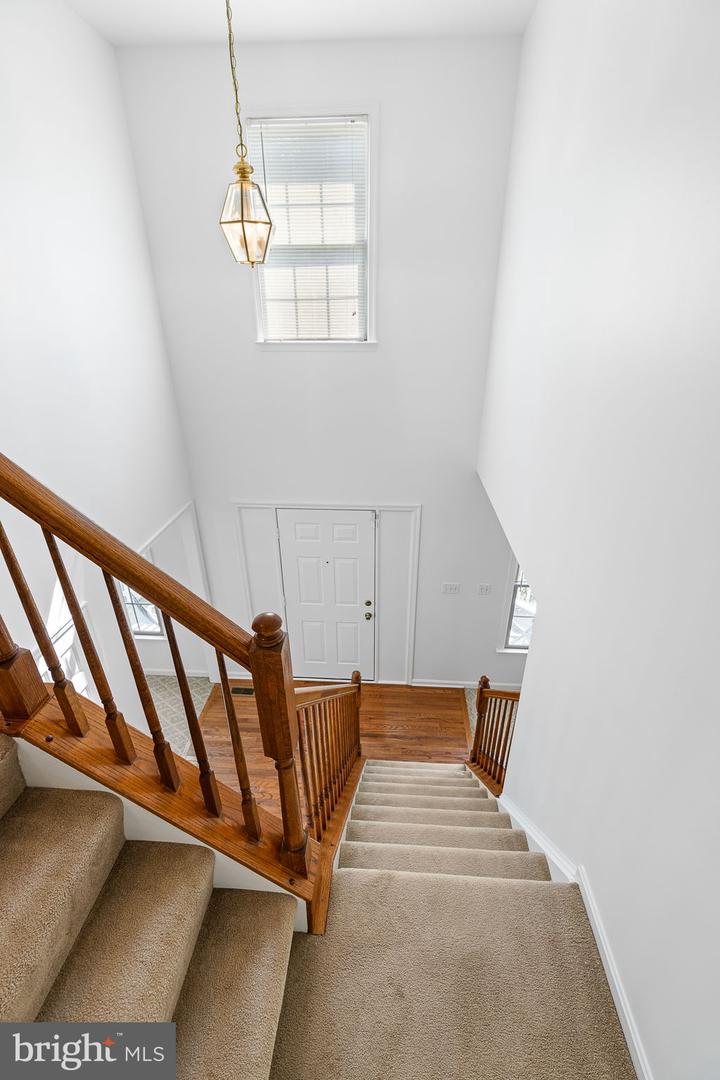 9610 HICKORY HILL DR, FREDERICKSBURG, Virginia 22408, 5 Bedrooms Bedrooms, ,3 BathroomsBathrooms,Residential,For sale,9610 HICKORY HILL DR,VASP2034374 MLS # VASP2034374