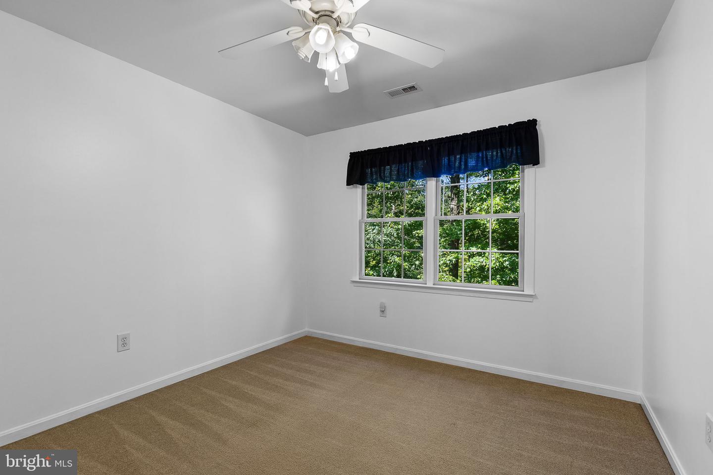 9610 HICKORY HILL DR, FREDERICKSBURG, Virginia 22408, 5 Bedrooms Bedrooms, ,3 BathroomsBathrooms,Residential,For sale,9610 HICKORY HILL DR,VASP2034374 MLS # VASP2034374