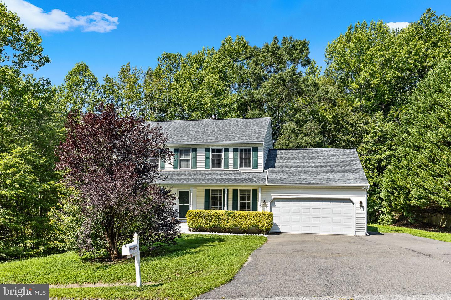9610 HICKORY HILL DR, FREDERICKSBURG, Virginia 22408, 5 Bedrooms Bedrooms, ,3 BathroomsBathrooms,Residential,For sale,9610 HICKORY HILL DR,VASP2034374 MLS # VASP2034374
