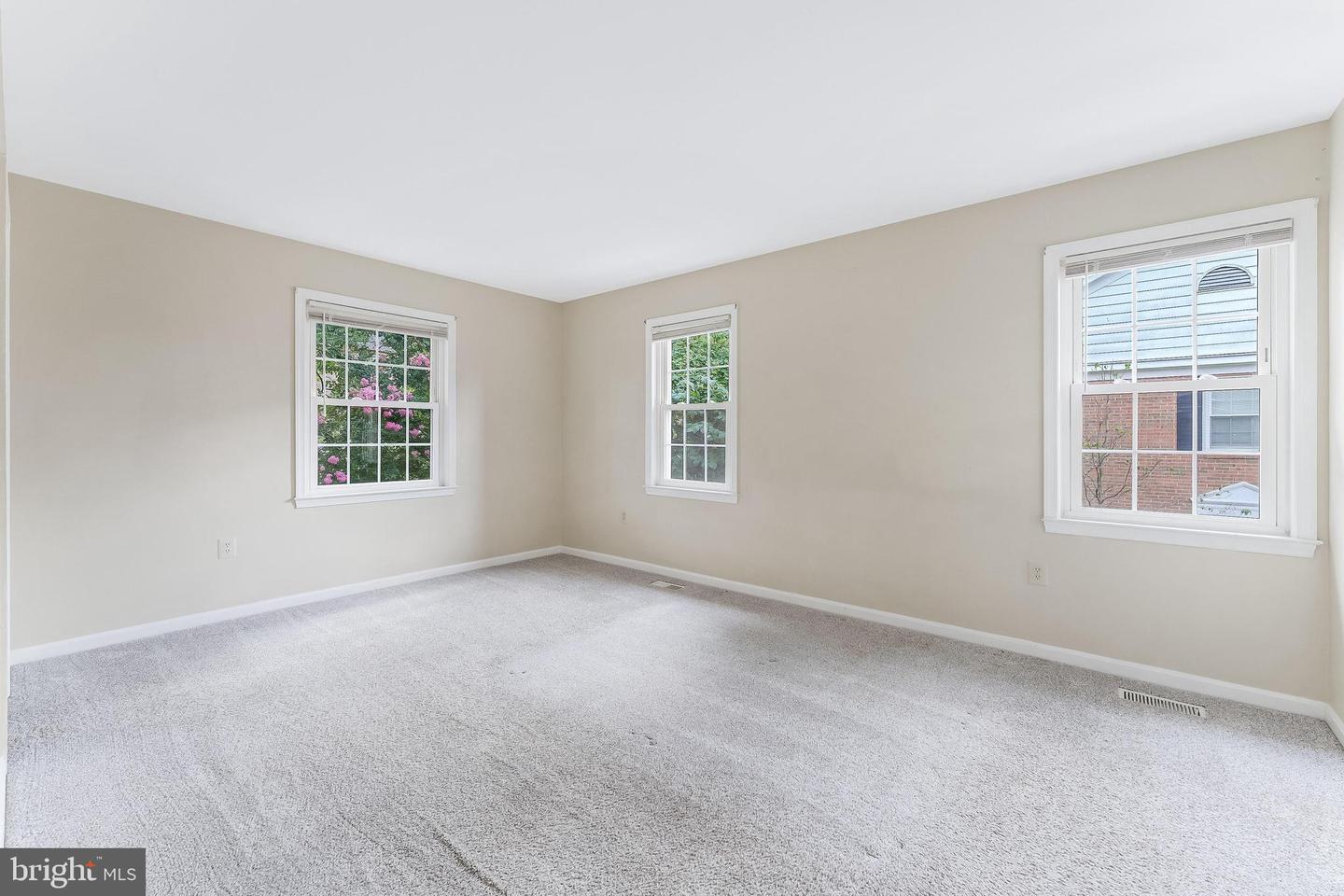 7020 BRADWOOD CT, SPRINGFIELD, Virginia 22151, 4 Bedrooms Bedrooms, ,3 BathroomsBathrooms,Residential,For sale,7020 BRADWOOD CT,VAFX2254574 MLS # VAFX2254574