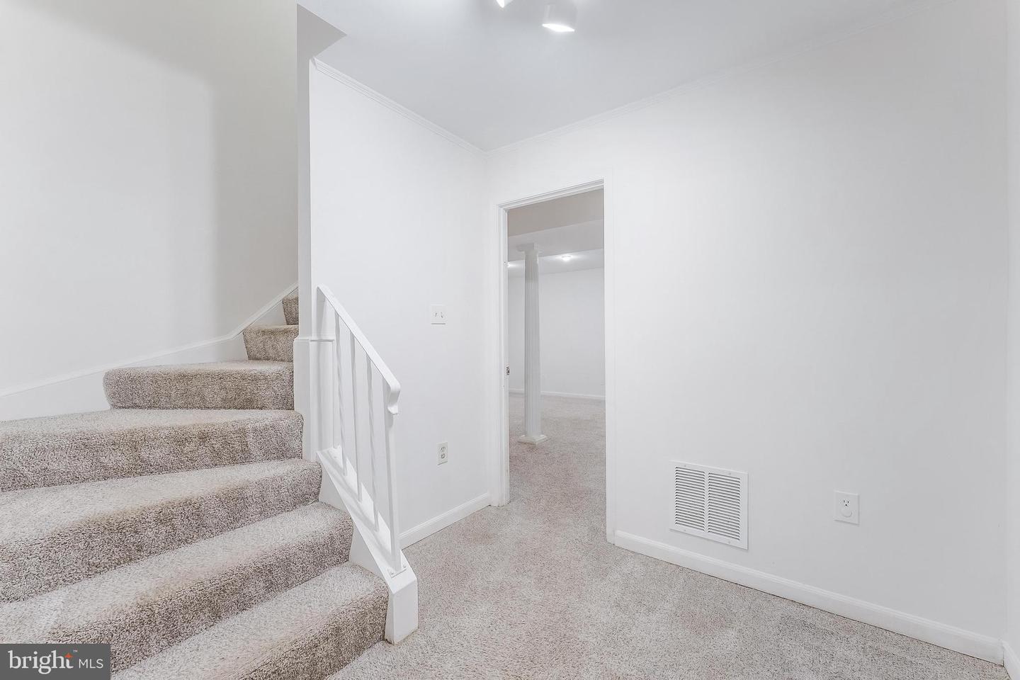 7020 BRADWOOD CT, SPRINGFIELD, Virginia 22151, 4 Bedrooms Bedrooms, ,3 BathroomsBathrooms,Residential,For sale,7020 BRADWOOD CT,VAFX2254574 MLS # VAFX2254574