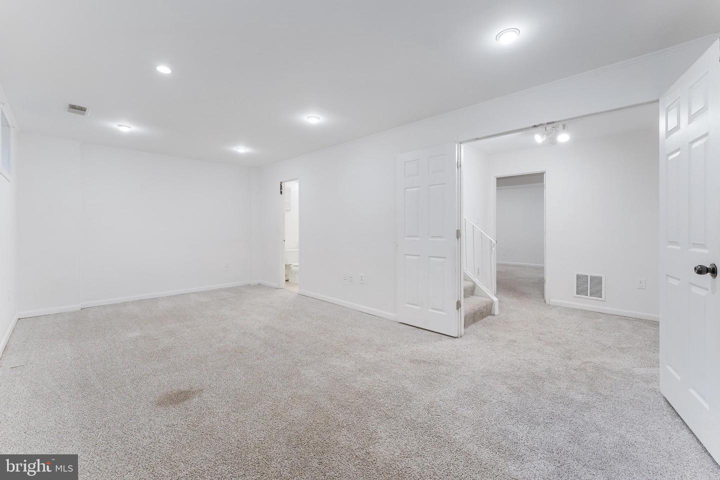7020 BRADWOOD CT, SPRINGFIELD, Virginia 22151, 4 Bedrooms Bedrooms, ,3 BathroomsBathrooms,Residential,For sale,7020 BRADWOOD CT,VAFX2254574 MLS # VAFX2254574