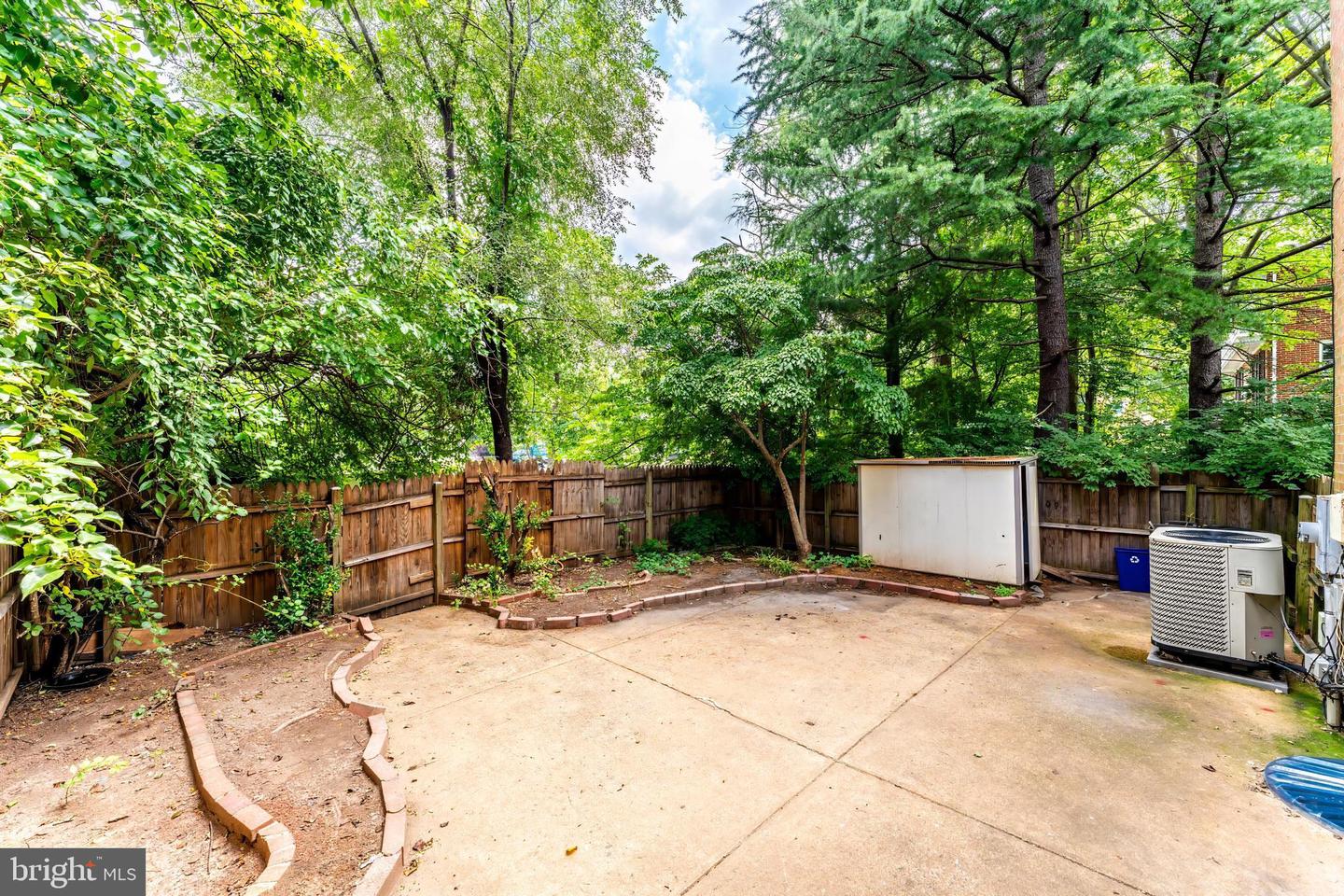 7020 BRADWOOD CT, SPRINGFIELD, Virginia 22151, 4 Bedrooms Bedrooms, ,3 BathroomsBathrooms,Residential,For sale,7020 BRADWOOD CT,VAFX2254574 MLS # VAFX2254574
