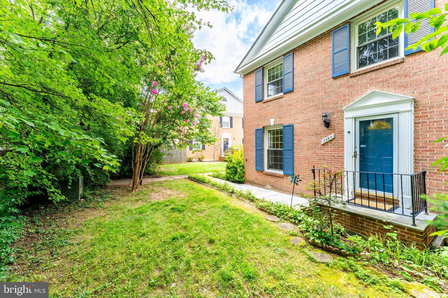 7020 BRADWOOD CT, SPRINGFIELD, Virginia 22151, 4 Bedrooms Bedrooms, ,3 BathroomsBathrooms,Residential,For sale,7020 BRADWOOD CT,VAFX2254574 MLS # VAFX2254574