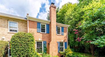 7020 BRADWOOD CT, SPRINGFIELD, Virginia 22151, 4 Bedrooms Bedrooms, ,3 BathroomsBathrooms,Residential,For sale,7020 BRADWOOD CT,VAFX2254574 MLS # VAFX2254574