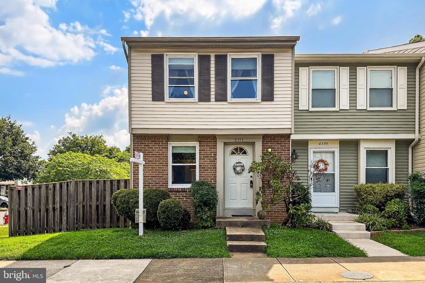 8353 BARK TREE CT, SPRINGFIELD, Virginia 22153, 2 Bedrooms Bedrooms, ,2 BathroomsBathrooms,Residential,For sale,8353 BARK TREE CT,VAFX2255652 MLS # VAFX2255652