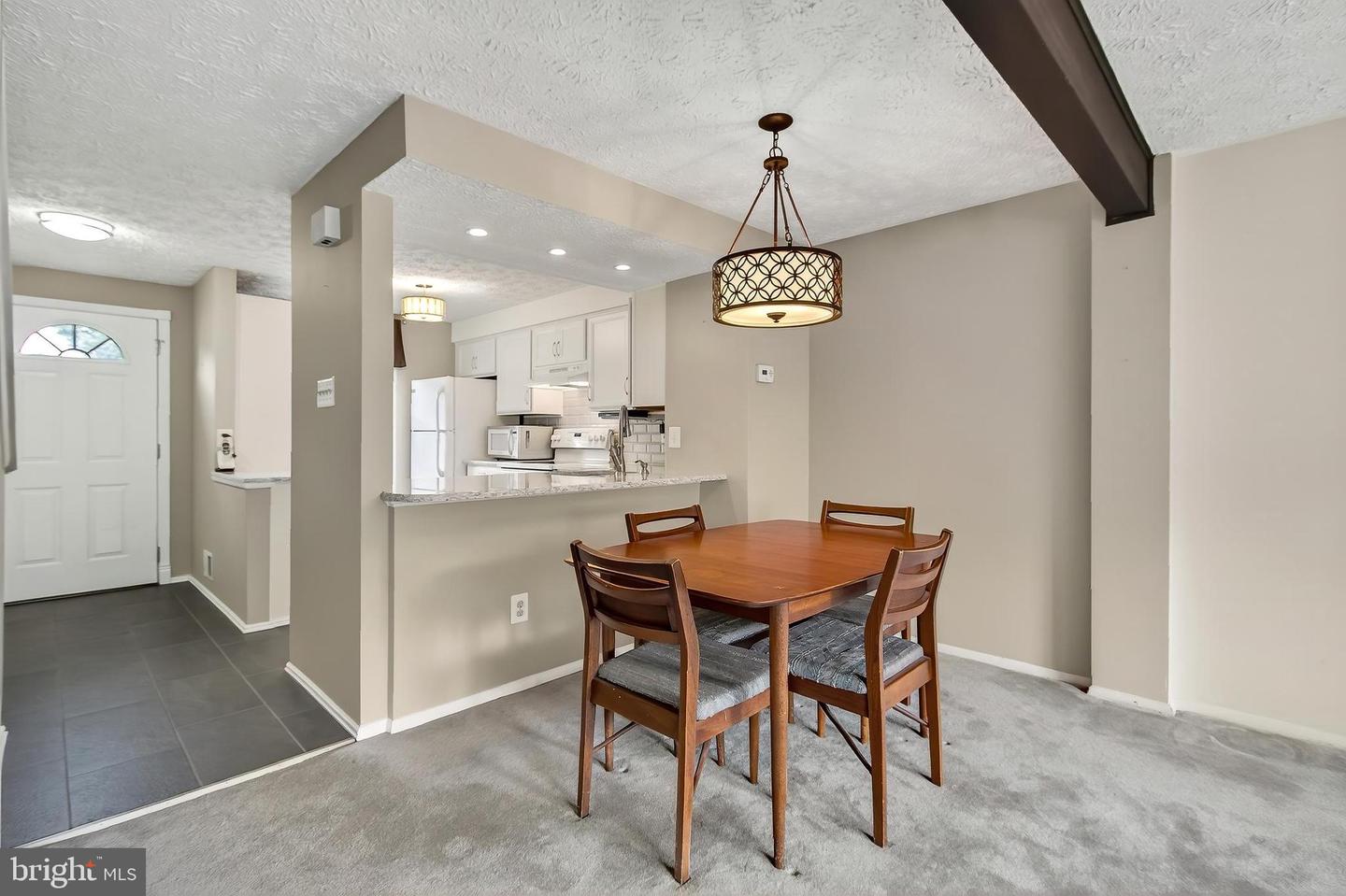 8353 BARK TREE CT, SPRINGFIELD, Virginia 22153, 2 Bedrooms Bedrooms, ,2 BathroomsBathrooms,Residential,For sale,8353 BARK TREE CT,VAFX2255652 MLS # VAFX2255652