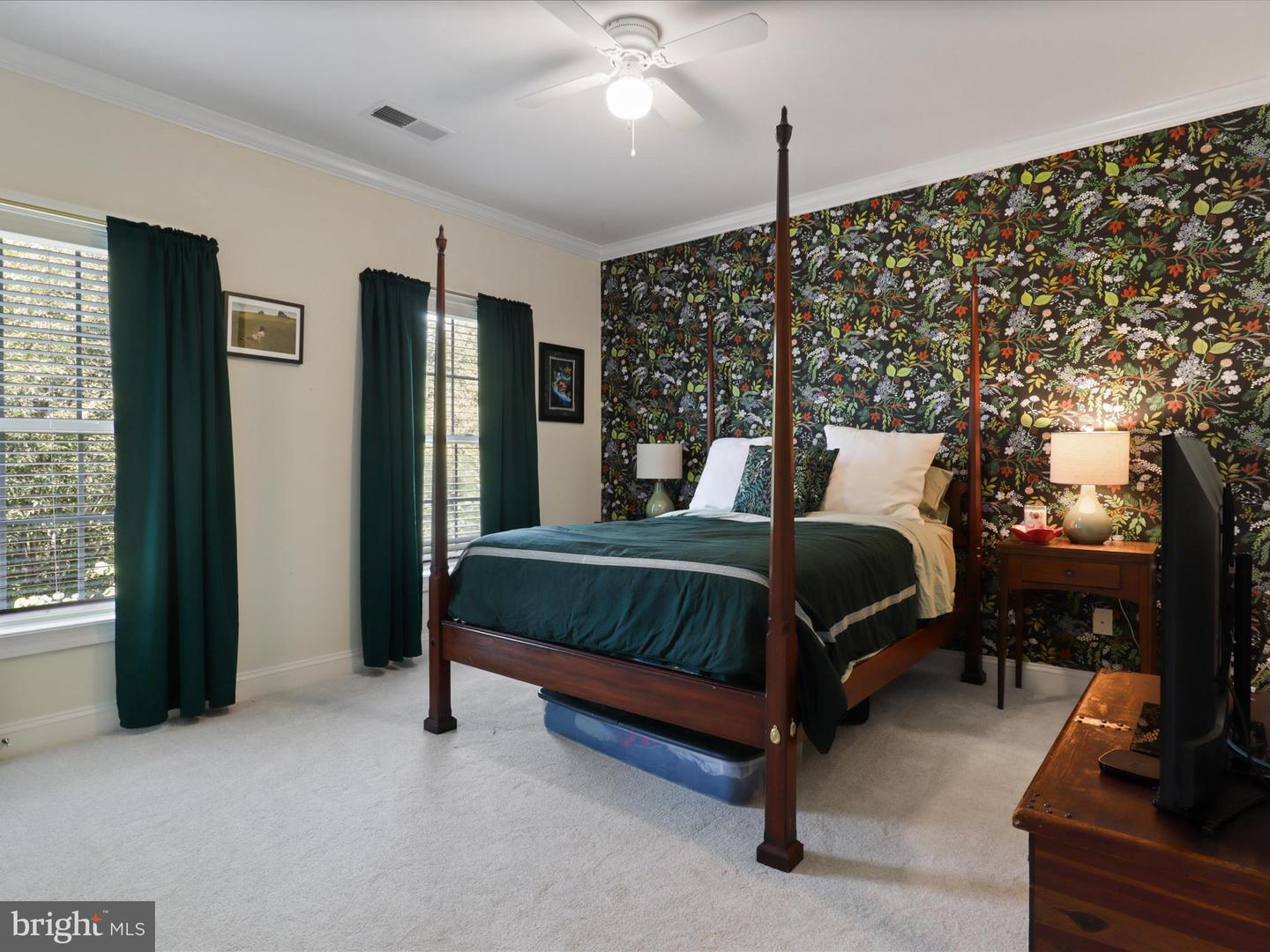 6835 NOYES AVE, HAYMARKET, Virginia 20169, 4 Bedrooms Bedrooms, ,2 BathroomsBathrooms,Residential,For sale,6835 NOYES AVE,VAPW2099308 MLS # VAPW2099308
