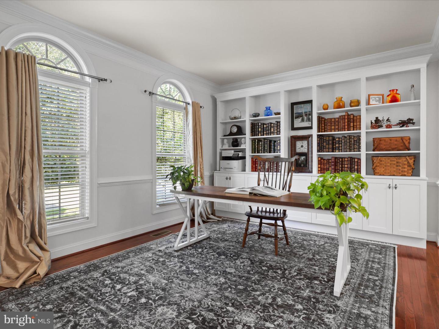 6835 NOYES AVE, HAYMARKET, Virginia 20169, 4 Bedrooms Bedrooms, ,2 BathroomsBathrooms,Residential,For sale,6835 NOYES AVE,VAPW2099308 MLS # VAPW2099308