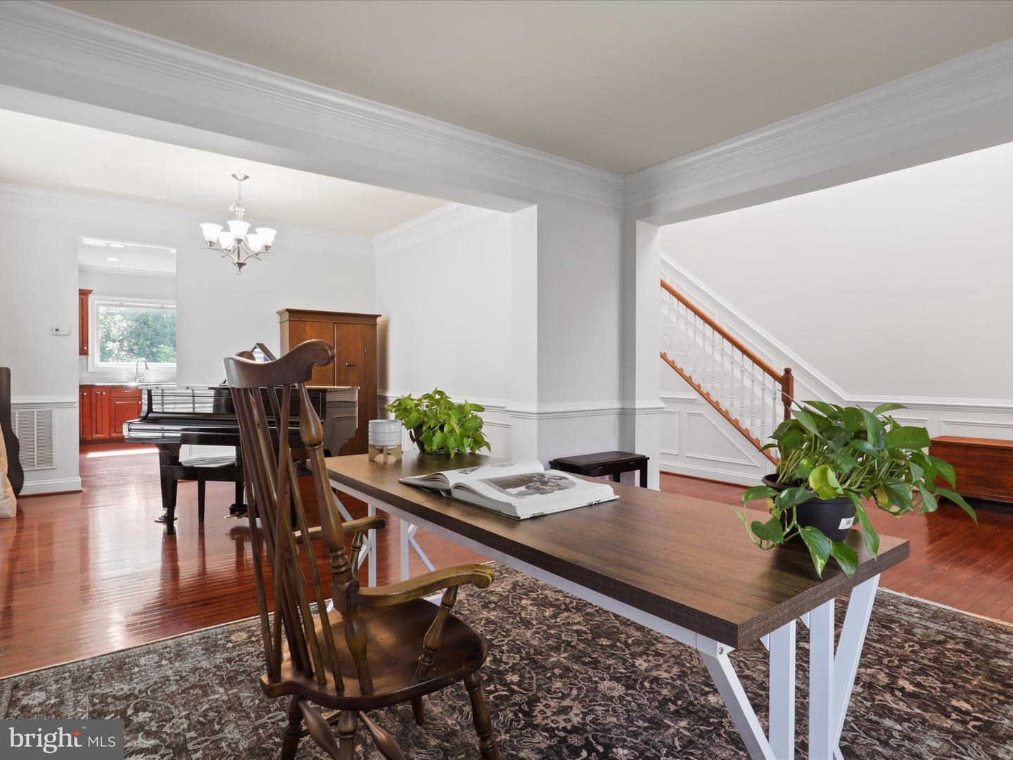 6835 NOYES AVE, HAYMARKET, Virginia 20169, 4 Bedrooms Bedrooms, ,2 BathroomsBathrooms,Residential,For sale,6835 NOYES AVE,VAPW2099308 MLS # VAPW2099308