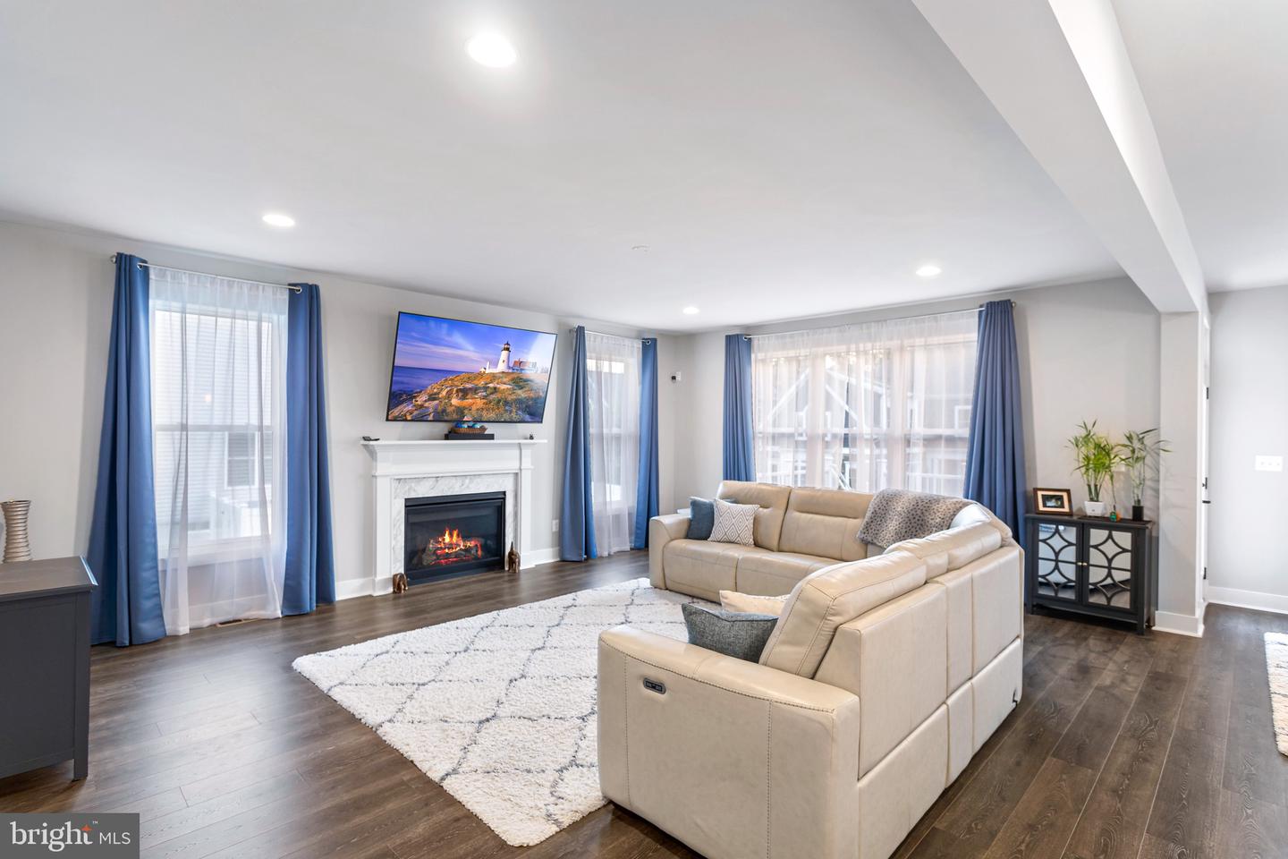 4876 CHEROKEE AVE, ALEXANDRIA, Virginia 22312, 5 Bedrooms Bedrooms, ,4 BathroomsBathrooms,Residential,For sale,4876 CHEROKEE AVE,VAFX2255740 MLS # VAFX2255740