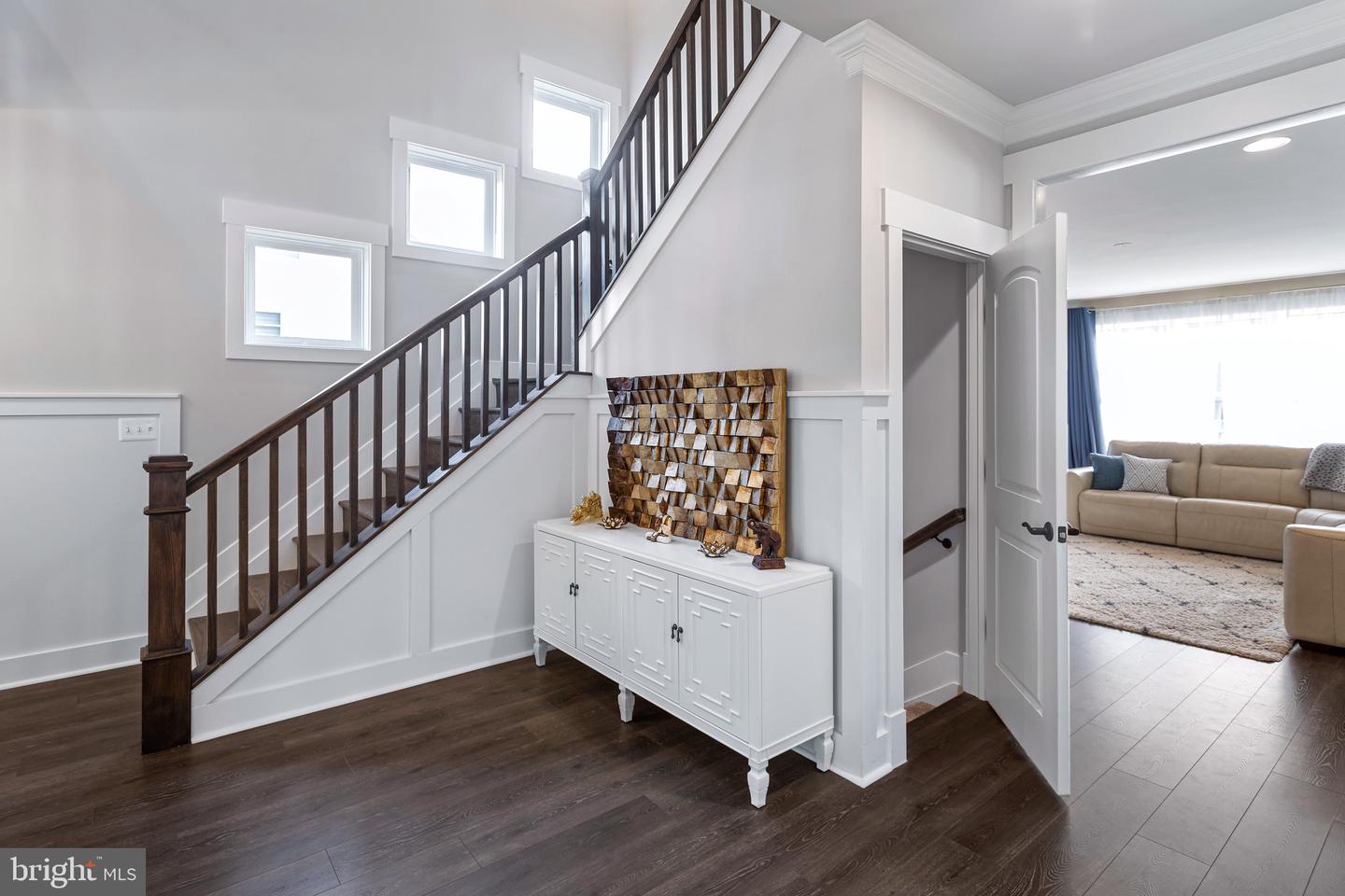 4876 CHEROKEE AVE, ALEXANDRIA, Virginia 22312, 5 Bedrooms Bedrooms, ,4 BathroomsBathrooms,Residential,For sale,4876 CHEROKEE AVE,VAFX2255740 MLS # VAFX2255740