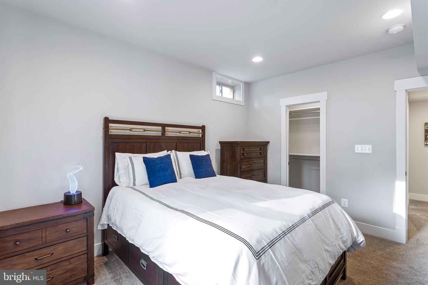 4876 CHEROKEE AVE, ALEXANDRIA, Virginia 22312, 5 Bedrooms Bedrooms, ,4 BathroomsBathrooms,Residential,For sale,4876 CHEROKEE AVE,VAFX2255740 MLS # VAFX2255740