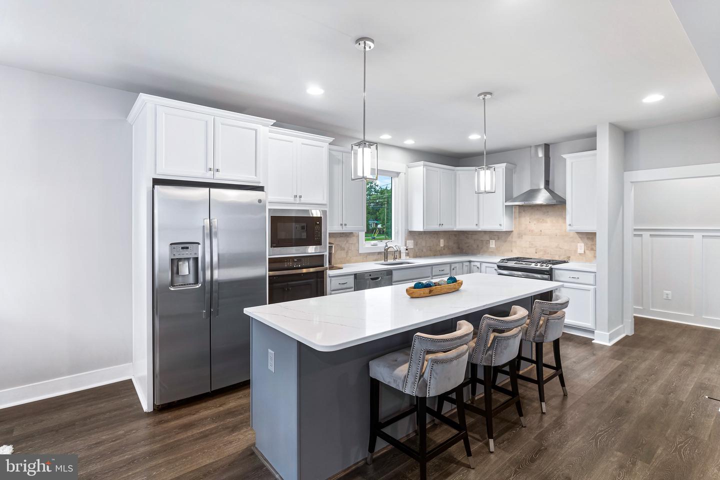 4876 CHEROKEE AVE, ALEXANDRIA, Virginia 22312, 5 Bedrooms Bedrooms, ,4 BathroomsBathrooms,Residential,For sale,4876 CHEROKEE AVE,VAFX2255740 MLS # VAFX2255740