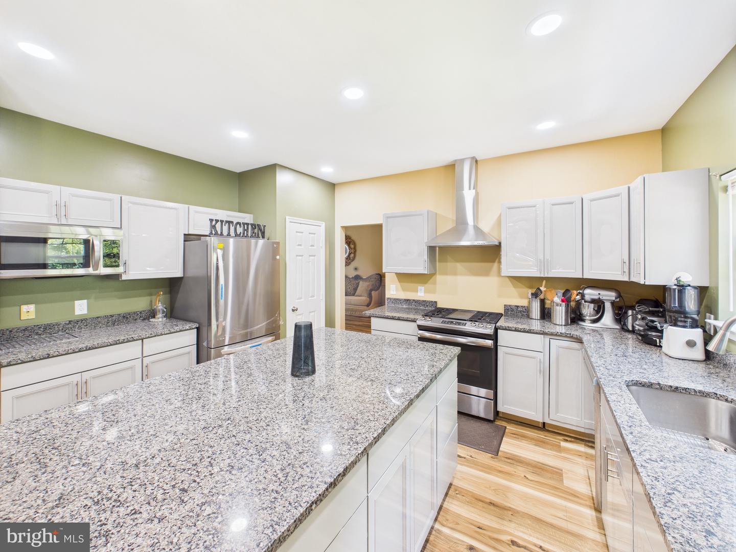 4690 PEARSON DR, WOODBRIDGE, Virginia 22193, 4 Bedrooms Bedrooms, ,3 BathroomsBathrooms,Residential,For sale,4690 PEARSON DR,VAPW2099434 MLS # VAPW2099434