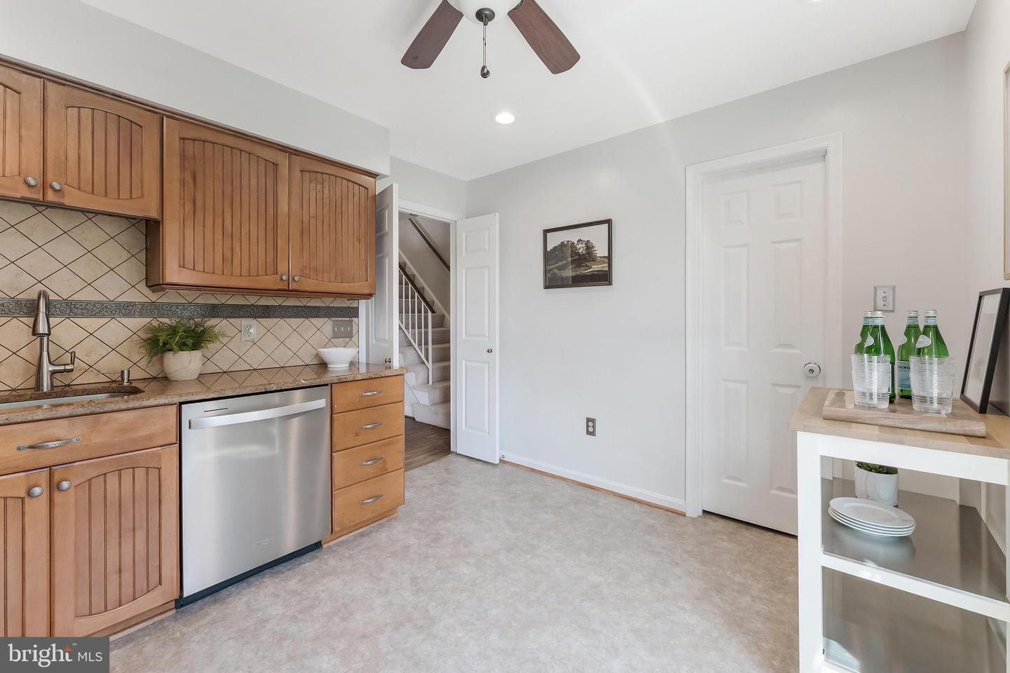 2713 FRANKLIN CT, ALEXANDRIA, Virginia 22302, 3 Bedrooms Bedrooms, ,3 BathroomsBathrooms,Residential,For sale,2713 FRANKLIN CT,VAAX2047590 MLS # VAAX2047590