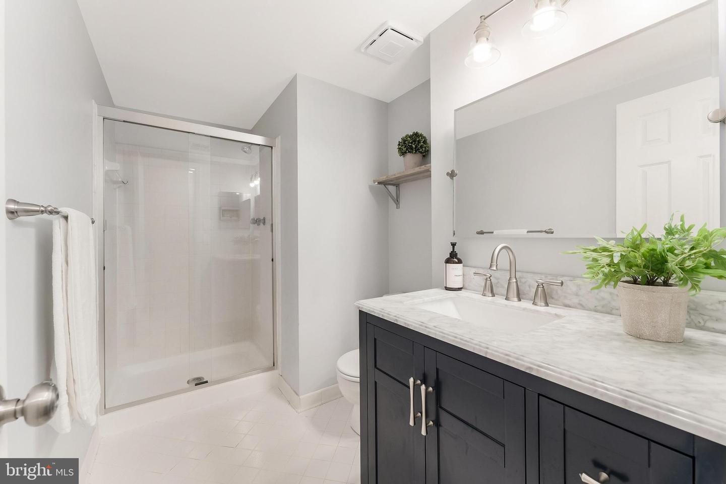 2713 FRANKLIN CT, ALEXANDRIA, Virginia 22302, 3 Bedrooms Bedrooms, ,3 BathroomsBathrooms,Residential,For sale,2713 FRANKLIN CT,VAAX2047590 MLS # VAAX2047590