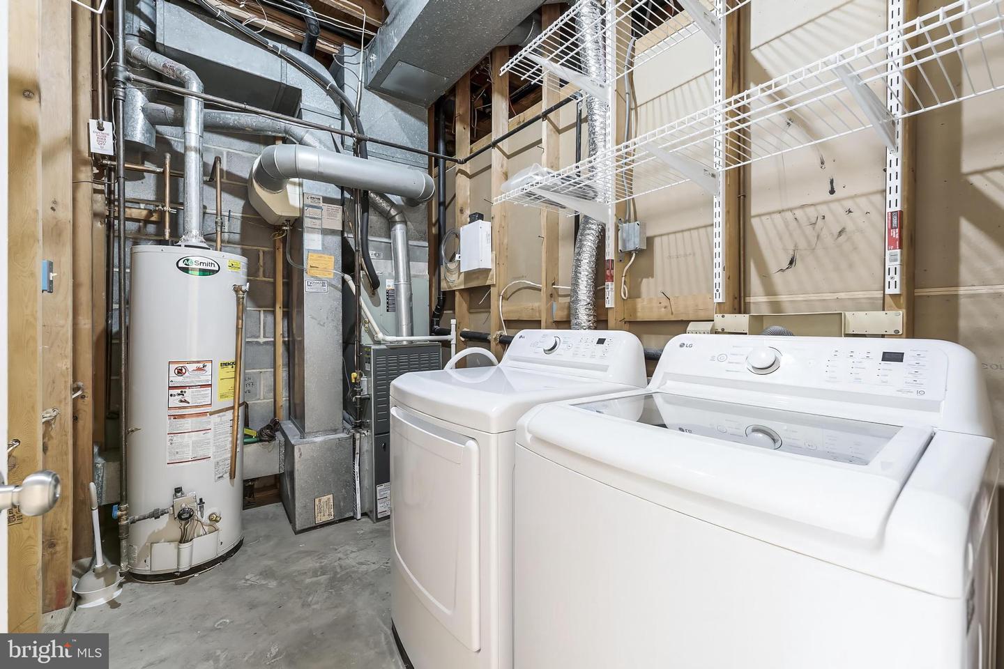2713 FRANKLIN CT, ALEXANDRIA, Virginia 22302, 3 Bedrooms Bedrooms, ,3 BathroomsBathrooms,Residential,For sale,2713 FRANKLIN CT,VAAX2047590 MLS # VAAX2047590