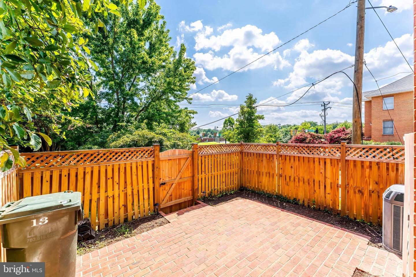 2713 FRANKLIN CT, ALEXANDRIA, Virginia 22302, 3 Bedrooms Bedrooms, ,3 BathroomsBathrooms,Residential,For sale,2713 FRANKLIN CT,VAAX2047590 MLS # VAAX2047590