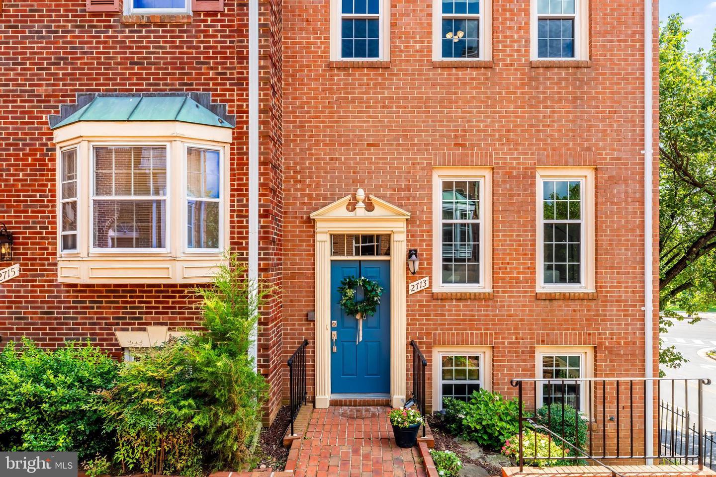 2713 FRANKLIN CT, ALEXANDRIA, Virginia 22302, 3 Bedrooms Bedrooms, ,3 BathroomsBathrooms,Residential,For sale,2713 FRANKLIN CT,VAAX2047590 MLS # VAAX2047590