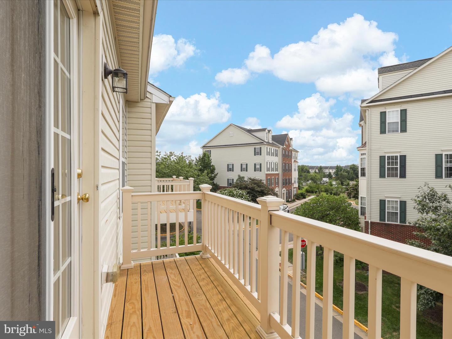 41825 INSPIRATION TER, ALDIE, Virginia 20105, 3 Bedrooms Bedrooms, ,2 BathroomsBathrooms,Residential,For sale,41825 INSPIRATION TER,VALO2102544 MLS # VALO2102544