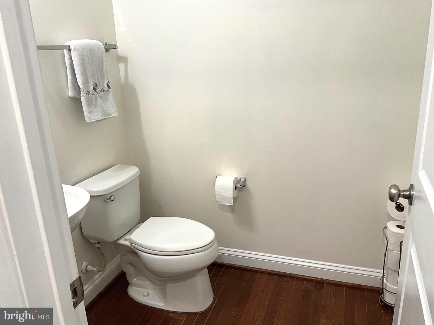 5681 LIBERTY MANOR CIR, WOODBRIDGE, Virginia 22193, 6 Bedrooms Bedrooms, ,4 BathroomsBathrooms,Residential,For sale,5681 LIBERTY MANOR CIR,VAPW2099554 MLS # VAPW2099554