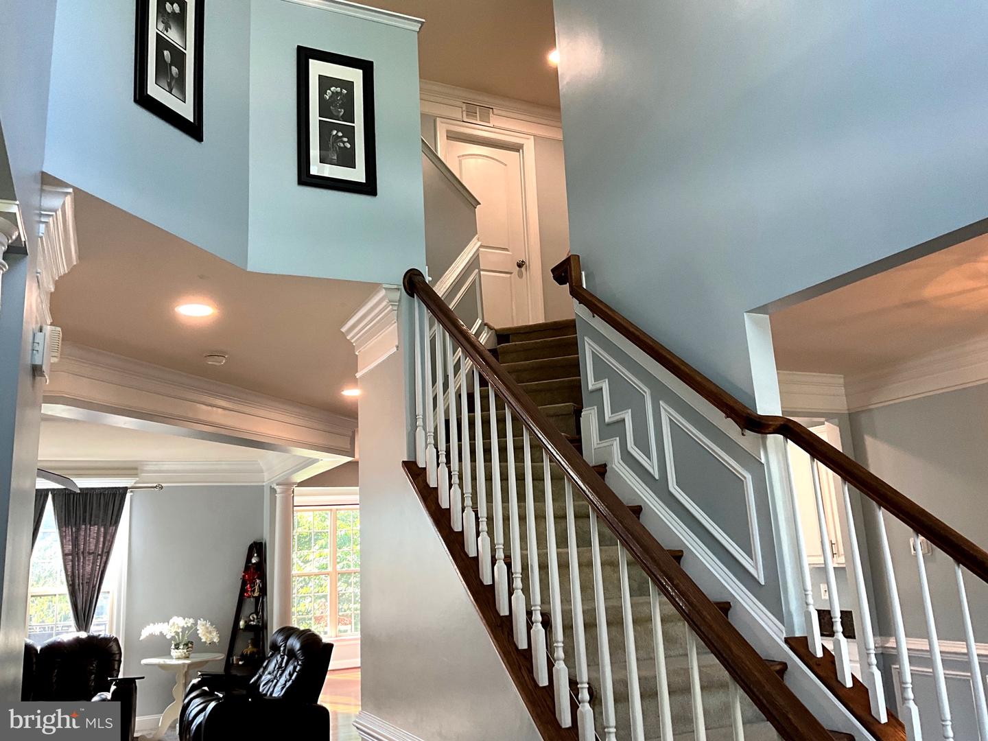 5681 LIBERTY MANOR CIR, WOODBRIDGE, Virginia 22193, 6 Bedrooms Bedrooms, ,4 BathroomsBathrooms,Residential,For sale,5681 LIBERTY MANOR CIR,VAPW2099554 MLS # VAPW2099554
