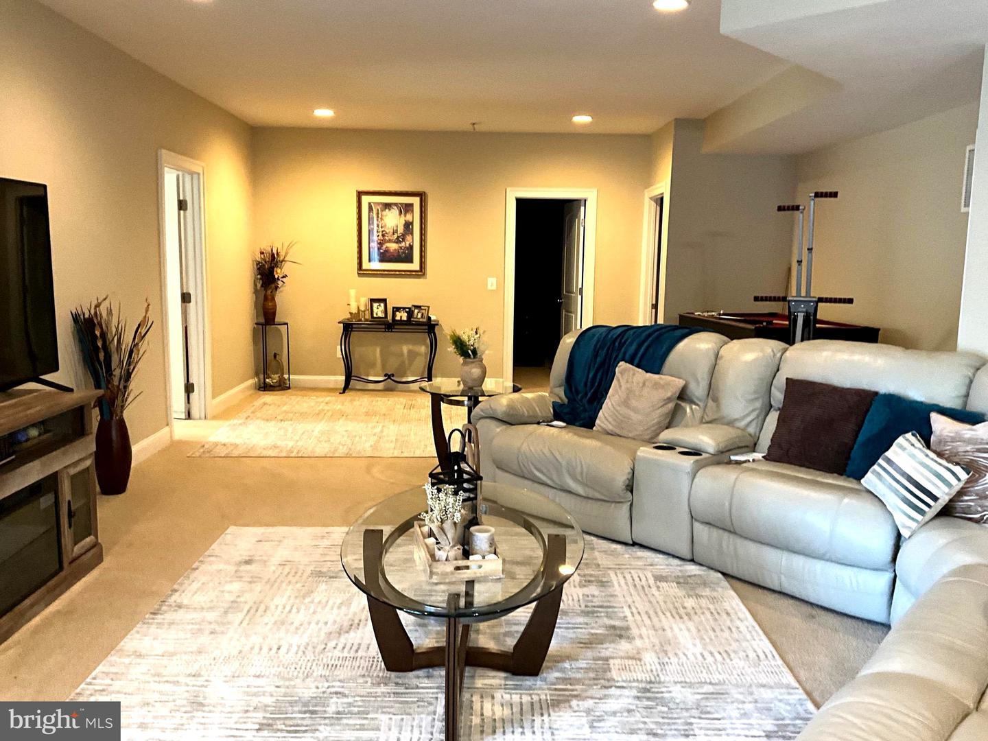 5681 LIBERTY MANOR CIR, WOODBRIDGE, Virginia 22193, 6 Bedrooms Bedrooms, ,4 BathroomsBathrooms,Residential,For sale,5681 LIBERTY MANOR CIR,VAPW2099554 MLS # VAPW2099554