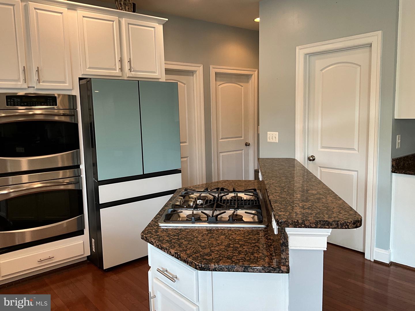 5681 LIBERTY MANOR CIR, WOODBRIDGE, Virginia 22193, 6 Bedrooms Bedrooms, ,4 BathroomsBathrooms,Residential,For sale,5681 LIBERTY MANOR CIR,VAPW2099554 MLS # VAPW2099554