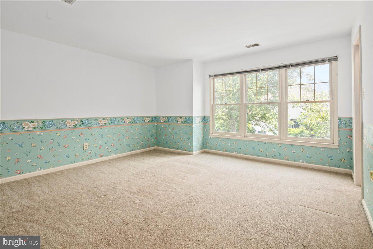 2906 STRATHAVEN PL, VIENNA, Virginia 22181, 5 Bedrooms Bedrooms, ,4 BathroomsBathrooms,Residential,For sale,2906 STRATHAVEN PL,VAFX2256302 MLS # VAFX2256302