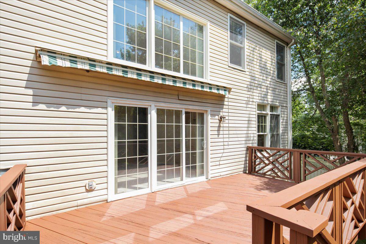 2906 STRATHAVEN PL, VIENNA, Virginia 22181, 5 Bedrooms Bedrooms, ,4 BathroomsBathrooms,Residential,For sale,2906 STRATHAVEN PL,VAFX2256302 MLS # VAFX2256302