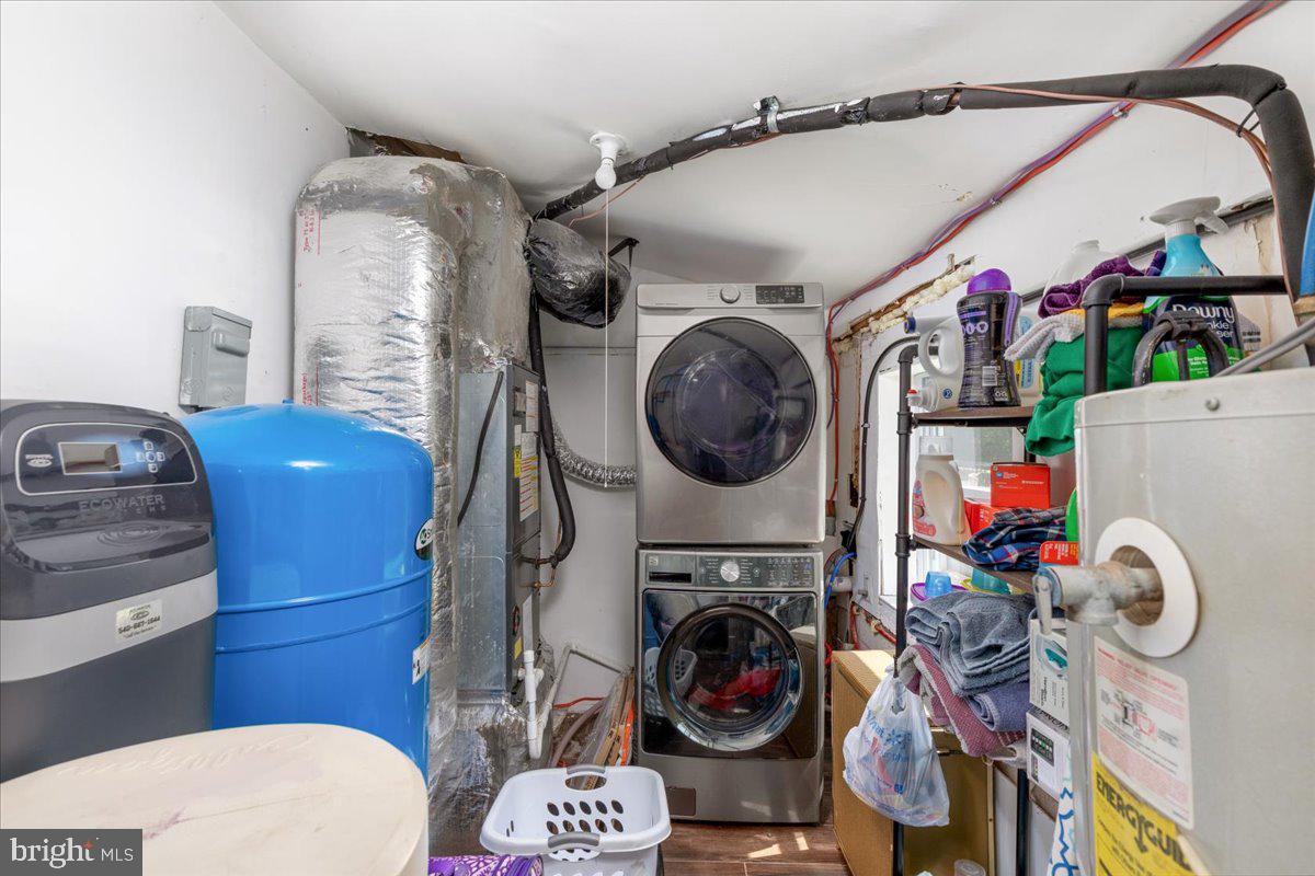 79 BENTONVILLE RD, BENTONVILLE, Virginia 22610, 3 Bedrooms Bedrooms, ,2 BathroomsBathrooms,Residential,For sale,79 BENTONVILLE RD,VAWR2011746 MLS # VAWR2011746